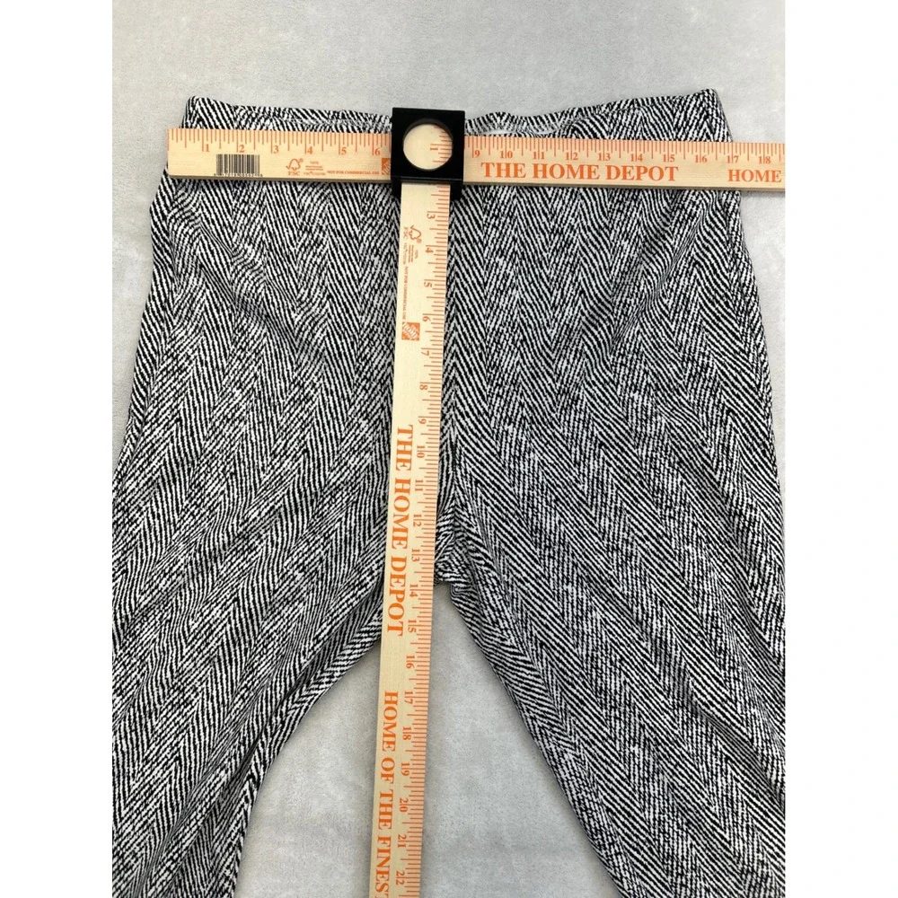 Chico's Herringbone Pull On Pants Womens 2 12 Black White Straight Leg Career